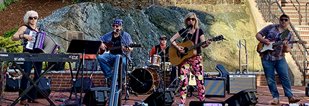 Kelly Riley Band On The Burren Back Patio